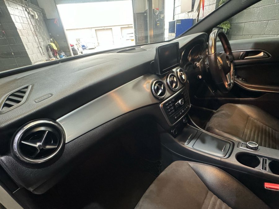 Mercedes-Benz GLA 2.1 GLA200 CDI AMG Line 7G-DCT Euro 6
