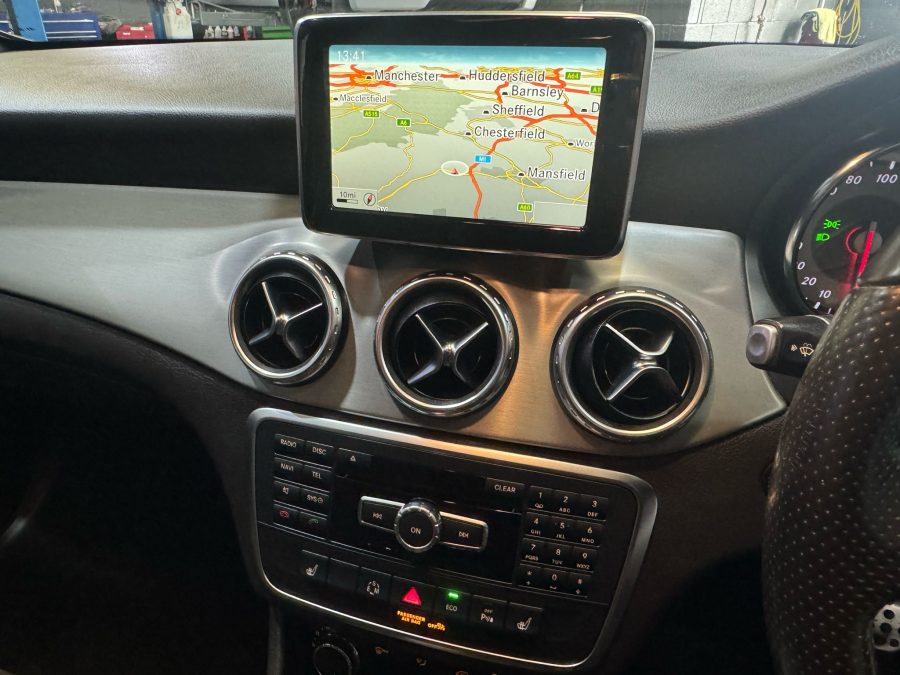 Mercedes-Benz GLA 2.1 GLA200 CDI AMG Line 7G-DCT Euro 6